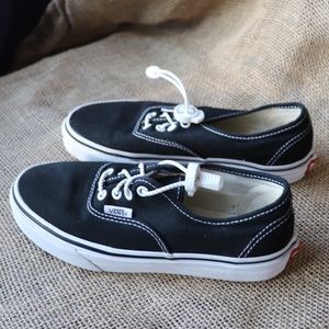 Kids Vans Black Canvas w Lock Laces